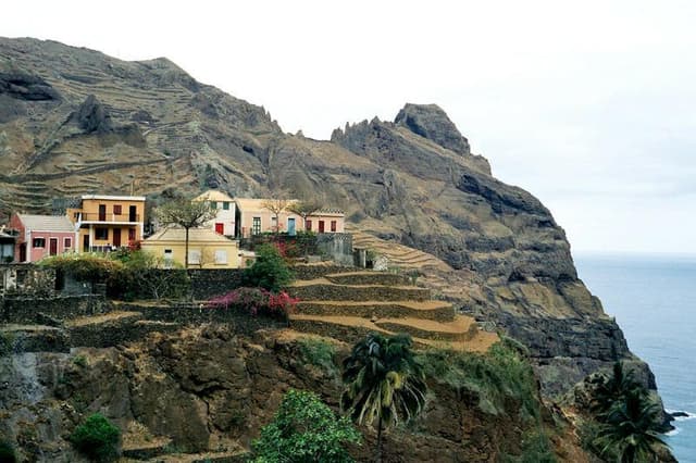 A(tra)ktivni Zelenortski otoki s Fogom